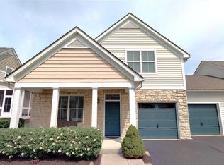 1726 Nature Dr, Grove City, OH