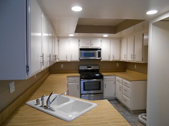4th image of 1730 W 145th St APT D