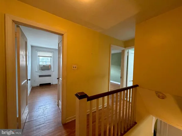 225 Wingate Rd, Upper Darby, PA 19082