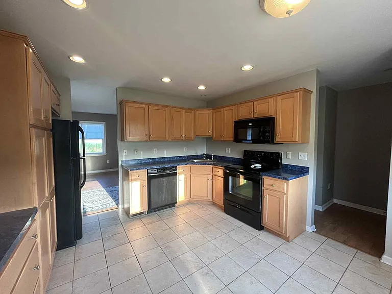 22005 Killmon Ln — Photo 11