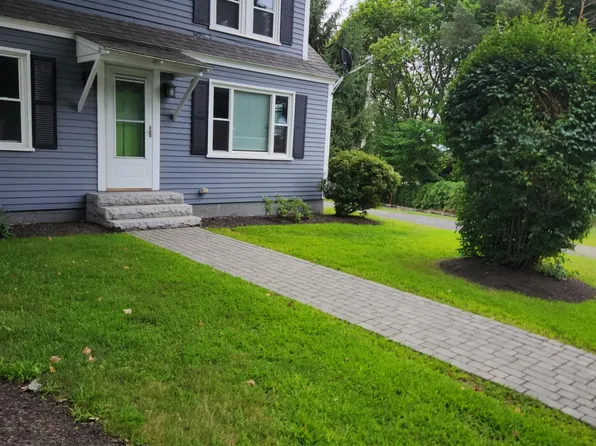 391 Main St #2, Waterville, ME 04901