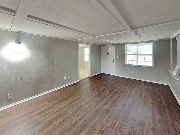4th image of 101 Jack St