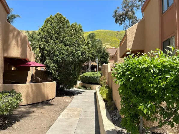 1440 W Edgehill Rd APT 4, San Bernardino, CA 92405