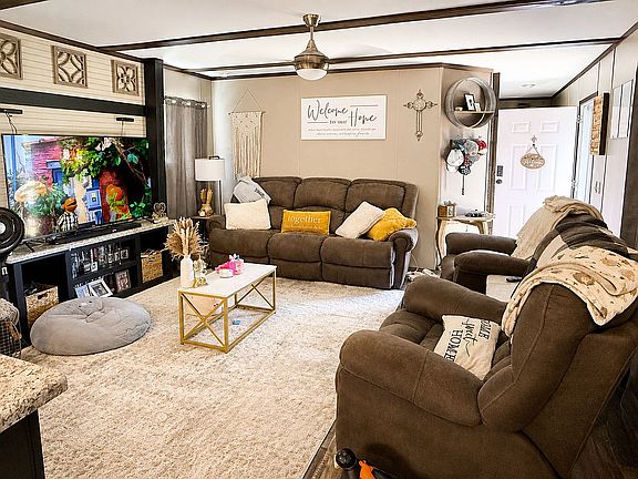 5th image of 6063 Rolling Meadows Cir