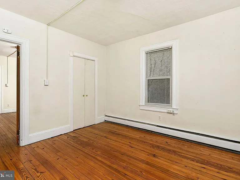 69 Pine St #1 — Photo 5