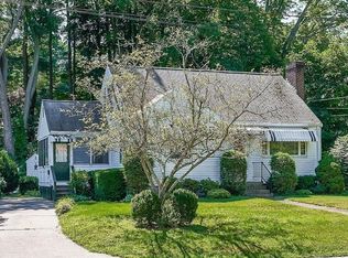 7 Concord St, Franklin, MA 02038