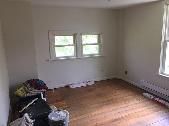 2nd image of 138 Fort Hill Ave