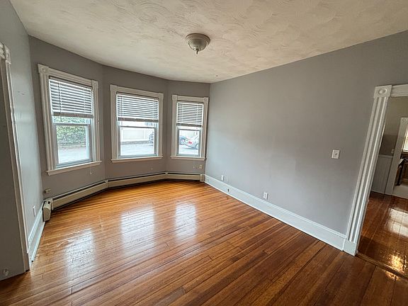 2nd image of 179 Tremont St #1