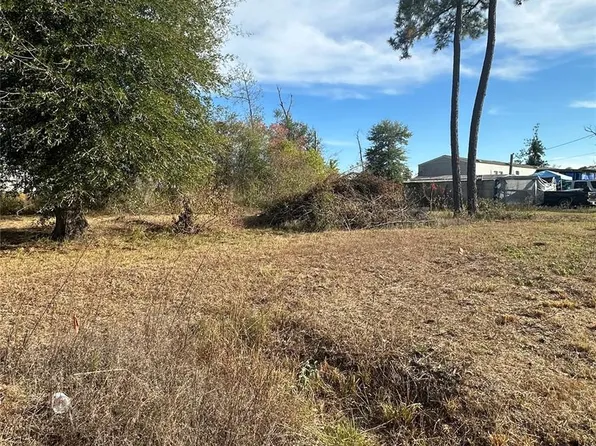 7119 Jessica Leann Dr, Conroe, TX 77306