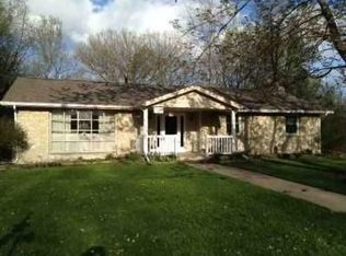 1524 S Ridgeview Dr, Yorktown, IN 47396