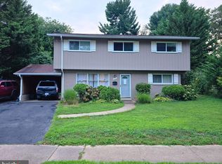 4240 Sideburn Rd, Fairfax, VA 22030