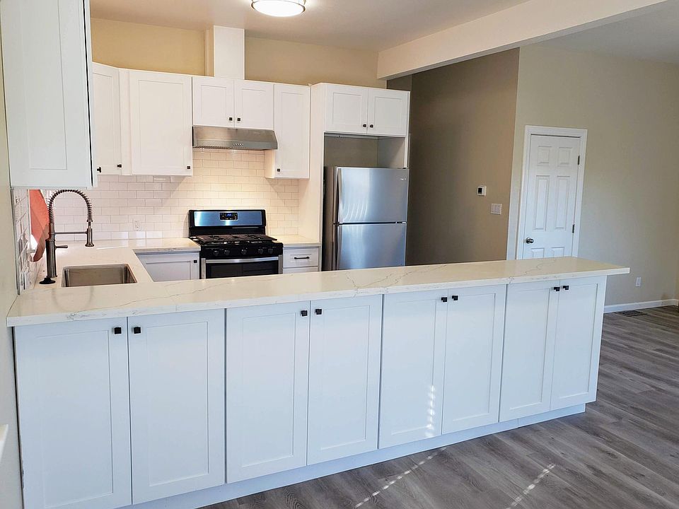 1st image of 315 Marina Vista Ave