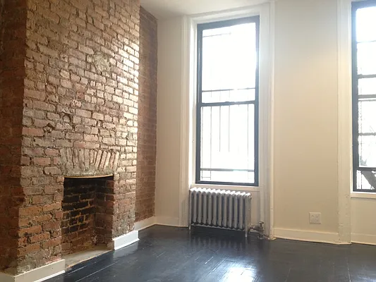 Rented by RS Bracha | media 34