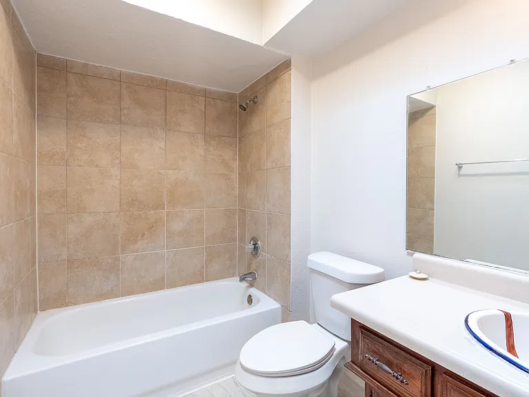 5417 Knollridge Dr — Photo 17