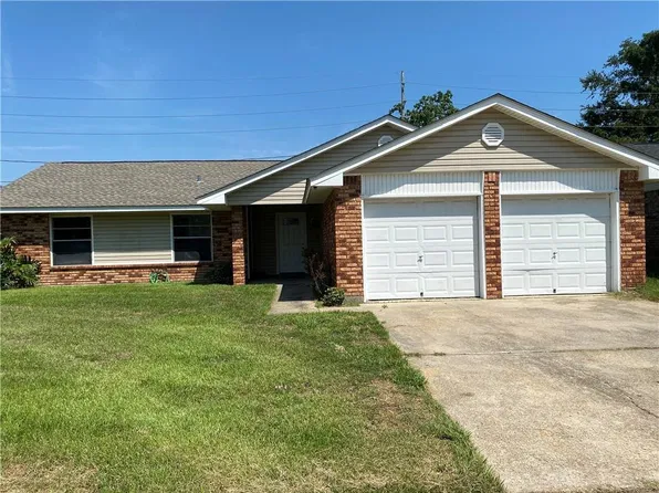 623 Fairway Dr, La Place, LA 70068