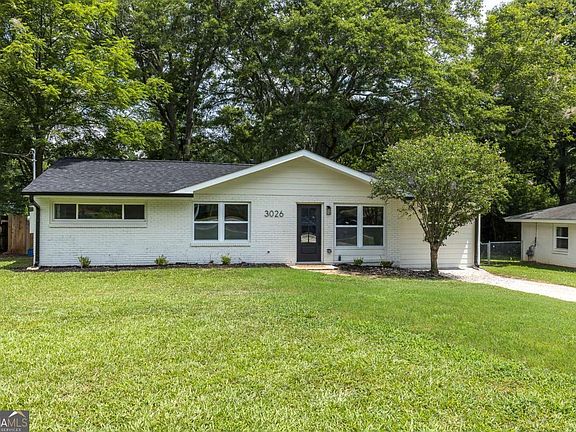 2nd image of 3026 Brook Dr