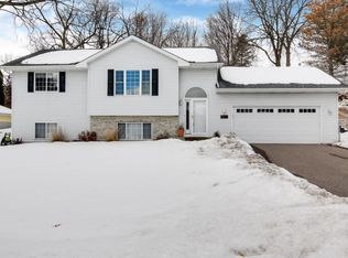 2017 Arcade St N, Maplewood, MN 55109
