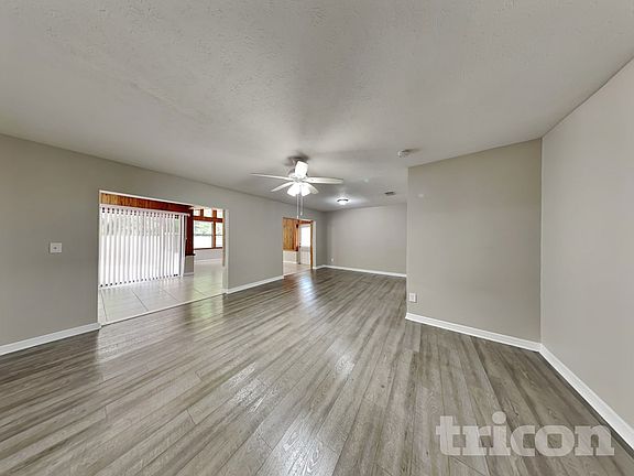 4th image of 14314 Ravenwood Ln