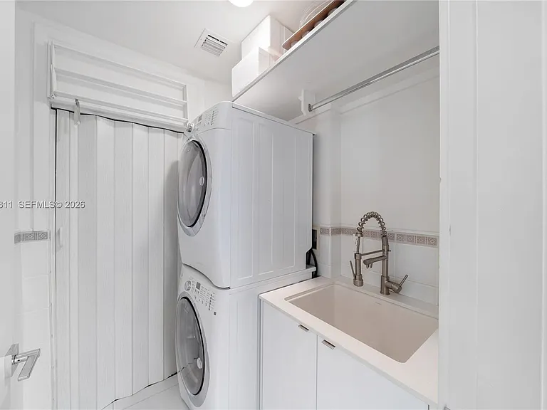600 Coral Way #2 — Photo 42