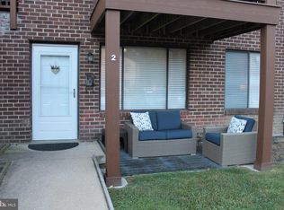 5200 Hilltop Dr APT D2, Brookhaven, PA 19015