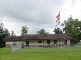 586 New Union Rd, Columbia, MS 39429