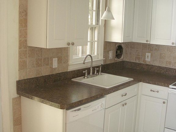 4th image of 71 Strickland Rd #2