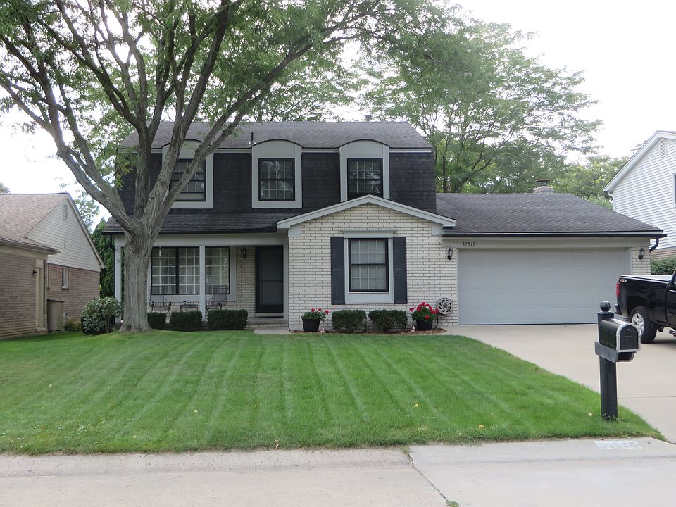 1st image of 39817 Sunderland Dr