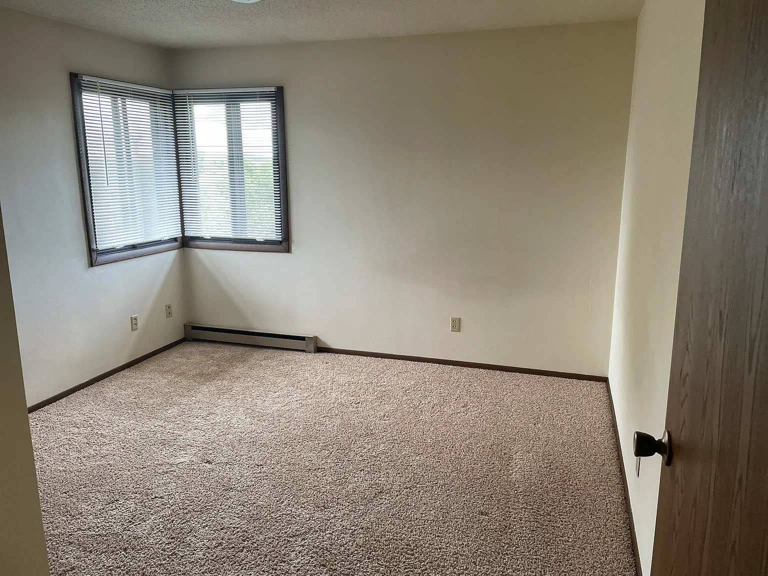 2 bed, 773 sqft, $900 — Photo 4