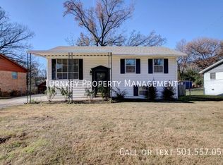 13 Wesley Dr, Sherwood, AR 72120