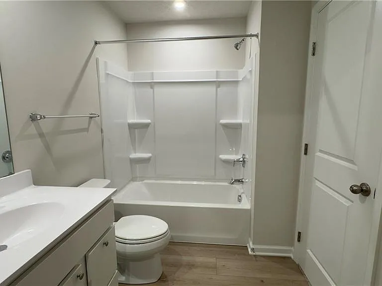 4034 Hemlock Ct — Photo 23