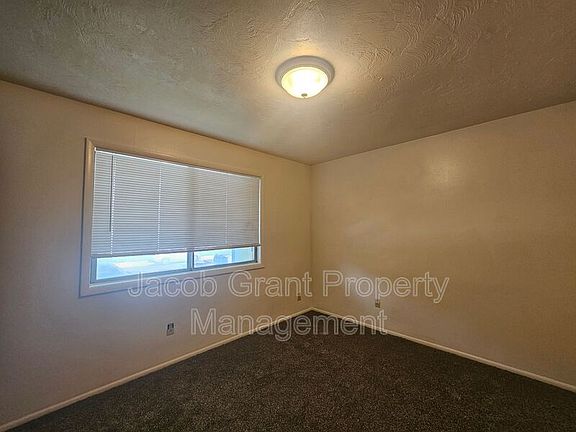 4th image of 796 Whittier St APT 1