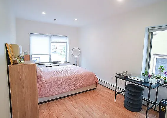Bedroom, photo 5