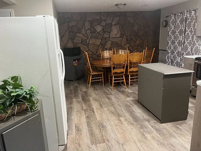 320 Caraway Ln — Photo 14