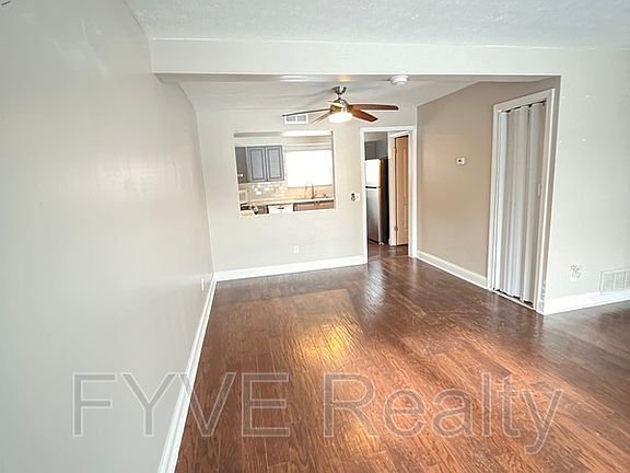 3rd image of 31502 N Marginal Dr APT C