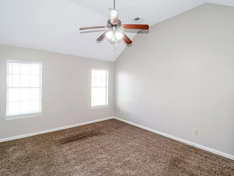 6254 Ravenwood Park N — Photo 10