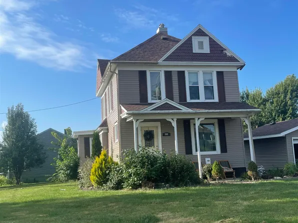 1502 Summit St, Marshalltown, IA 50158