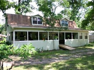 8 Creek Rd, Huntsville, TX 77320