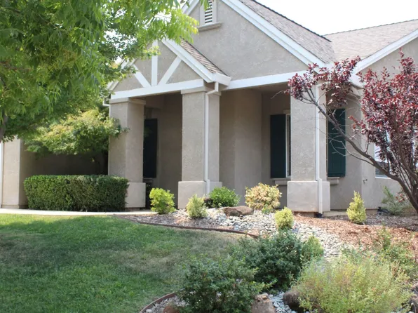 1022 Sunriver Ln, Redding, CA 96001