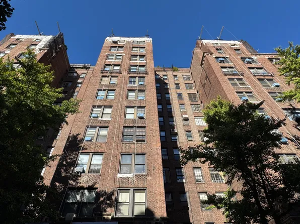 333 East 53rd Street image 2 of 21