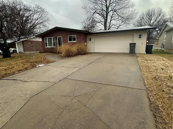 15 Marian St, Ste Genevieve, MO 63670