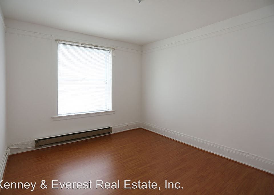 1st image of 660 Bush St APT 405