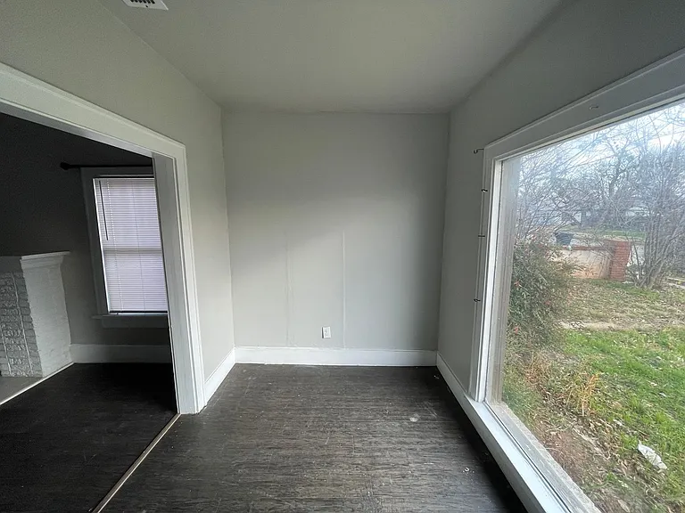 1534 Chestnut St — Photo 15