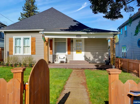 2059 Center St NE, Salem, OR 97301