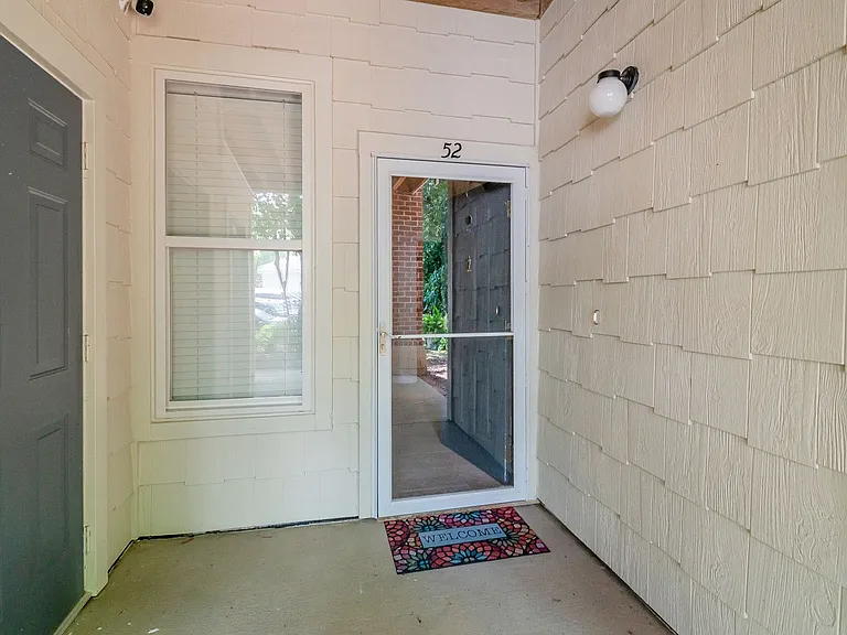 714 Northeast Dr #52 — Photo 3