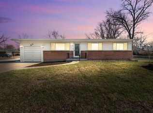20 Mary Rose Ct, Hazelwood, MO 63042