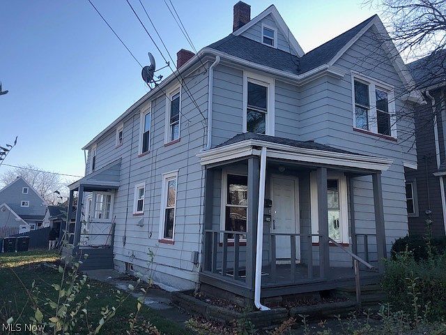 1st image of 2051 Robin St