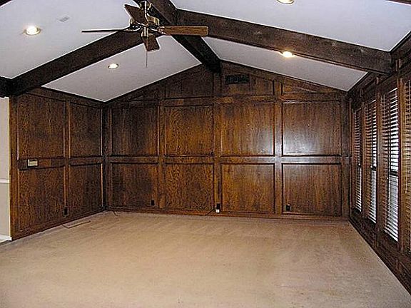 4th image of 1411 Woodbine Ct