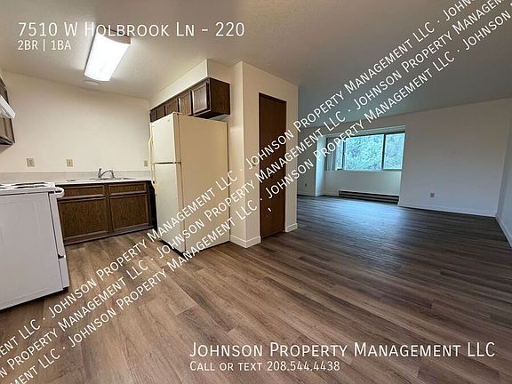 3rd image of 7510 W Holbrook Ln #220