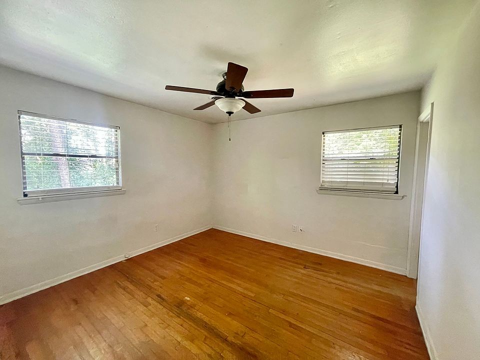 1st image of 314 Cardinal Ct