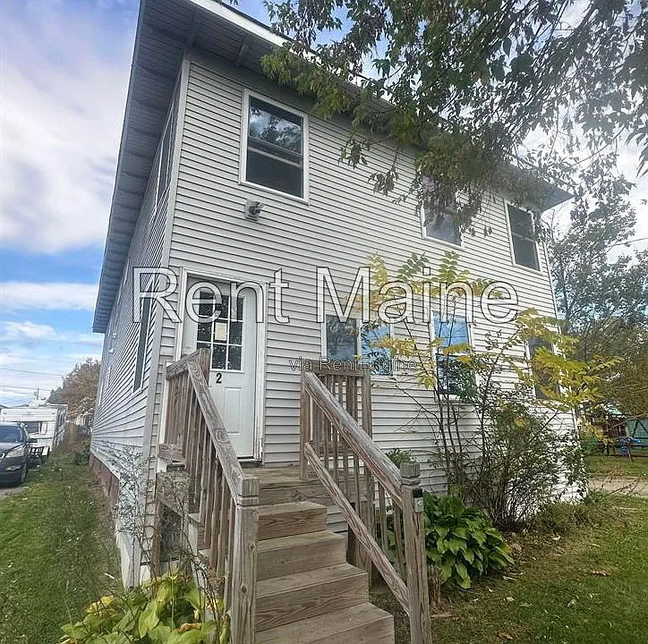 6 Woodman Ave #2